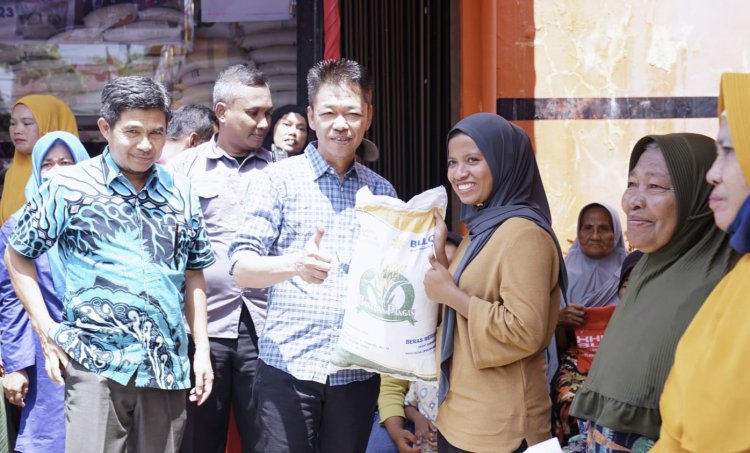 Bupati Rohil Resmi Salurkan Cadangan Beras Pemerintah Tahun 2023 Guna Penanganan & Pencegahan Stunting
