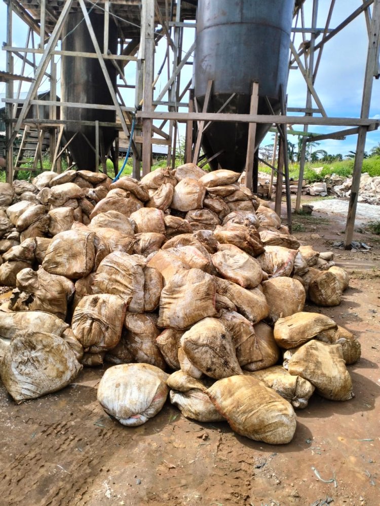 Tokoh Masyarakat dan Pemegang Ijin IPR Desa Anggai Menolak Keras Ampas Tambang Ilegal