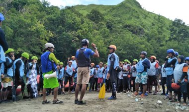 Wisata Panorama Alam Bukit Jalin dengan Sungainya yang Jernih