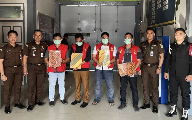 Kejari Tahan 4 Tersangka Korupsi Pembangunan Puskesmas Kec.Lembah Seulawah