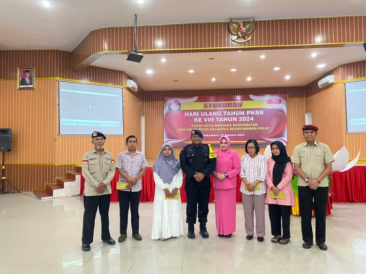 Dansat Brimob Polda Riau pimpin syukuran HUT Paguyuban keluarga besar Brimob ke VIII