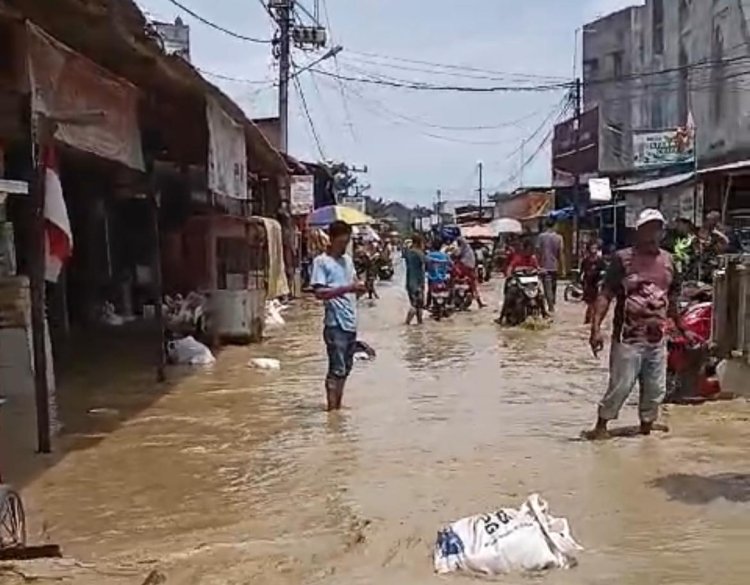 Banjir Rendam Kec.Tamiang Hulu. Aceh Tamiang, Ribuan Warga Mengungsi