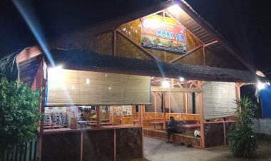 Lesehan Mbak Pia Makan dengan Kebersihan yang Bagus