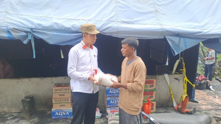 Bardan Sahidi Bantu Korban Kebakaran di Kec. Kute Panang, Aceh Tengah