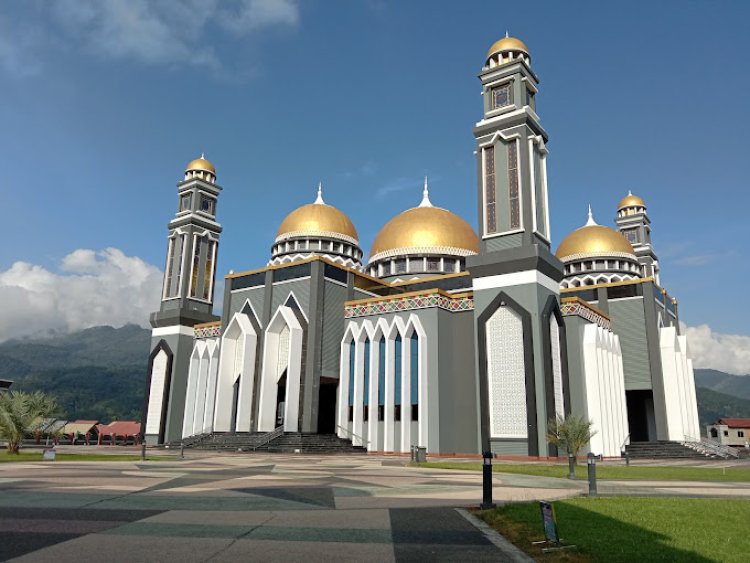 Masjid Agung At-Taqwa, Destinasi Religi di Aceh Tenggara