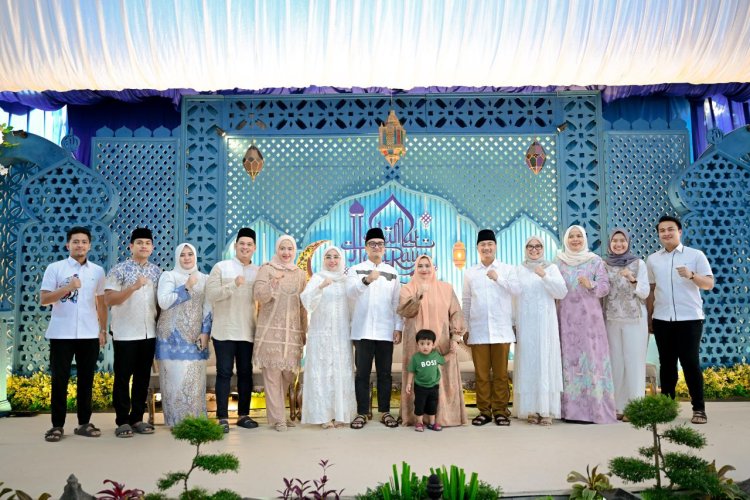 Bersilaturahmi Bersama Masyarakat, Bupati Bengkalis Gelar Open House