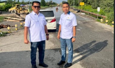 Jalan Nasional Simpang Doral ke Buton Rusak, Komisi lll DPRD Siak dan Wakil Ketua II Laskar jaya dan BPJN Turun Kelapangan